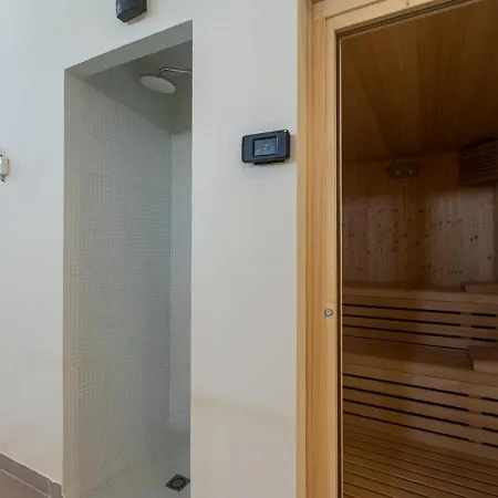 2 Bedrooms Bayview Hills Nerja Appartamento